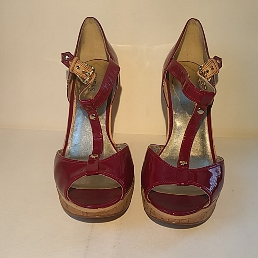 Guess Red Glossy Leather platform wedge Sz 10